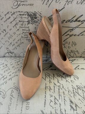 Eileen Fisher Milla Slingback sandals 
Nubuck Leather NWOT